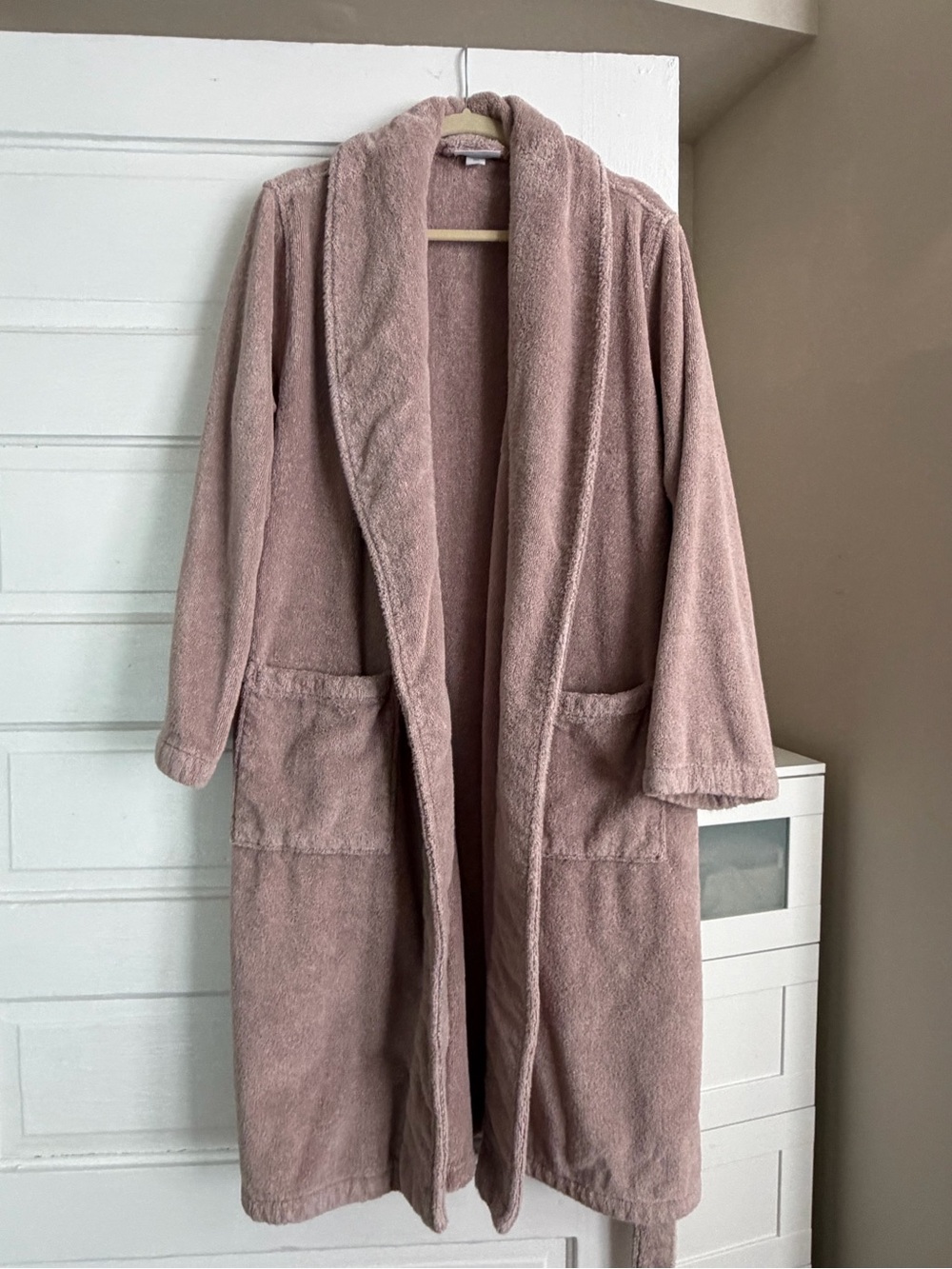 Parachute Classic Plush Robe (M)